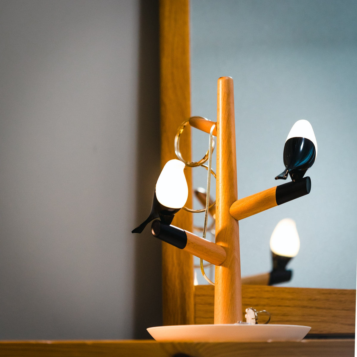 Bird's Eye Lamp (Wireless Charging)